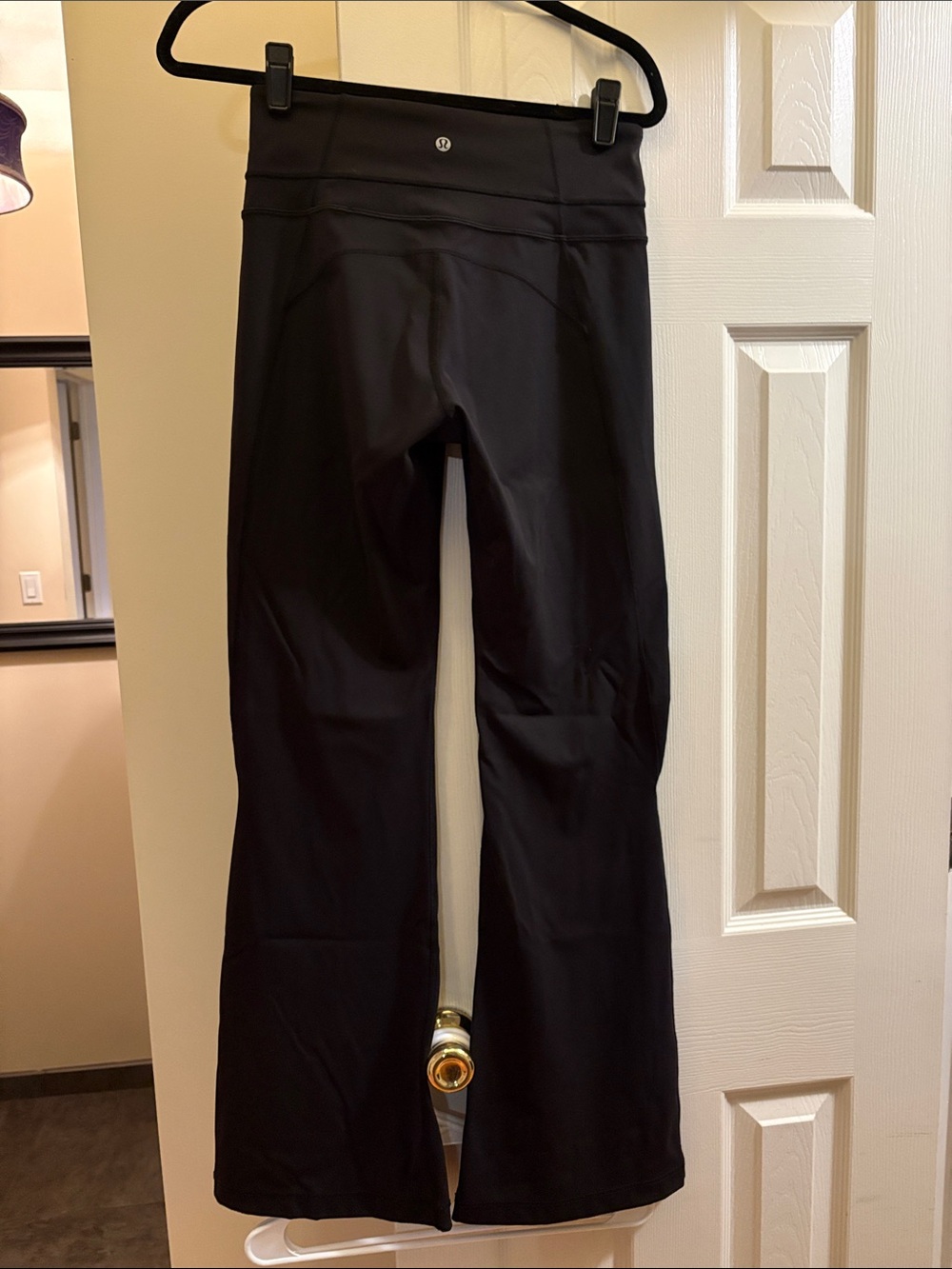 lululemon athletica Flare High rise Black Yoga Pants size 8 - like new
